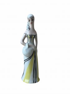 Porcelanowa figurka grzybiarki - Ćmielów