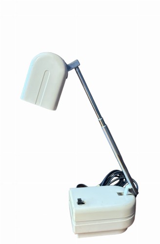 lampka-na-biurko-skladana-briloner-leuchten1