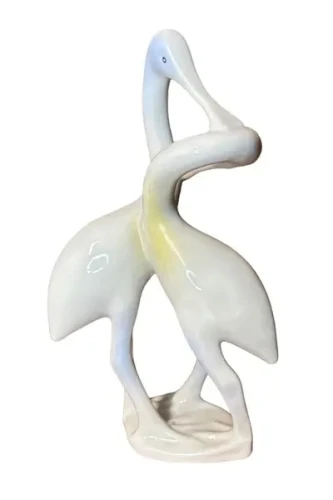 porcelanowa-figurka-ibisow-hollohaza1.webp