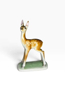 Porcelanowa figurka jelonka - Hollohaza