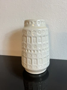 Ceramiczny wazon w germany