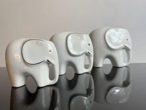 Porcelanowe figurki słoni 