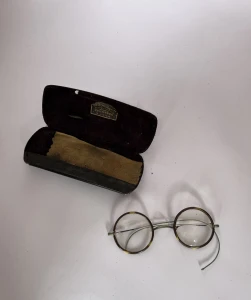 Stare retro okulary binokle