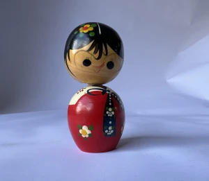 Japońska figurka/ zabawka Kokeshi