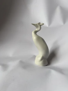 Porcelanowa figurka ptaka Royal Dux 