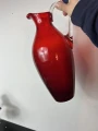 Czerwony szklany dzban 7