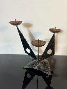 Czechoslowacki świecznik metaloplastyka  