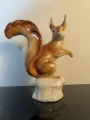 porcelanowa-figurka-wiewiorki-royal-dux1