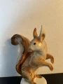 porcelanowa-figurka-wiewiorki-royal-dux2