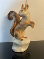 porcelanowa-figurka-wiewiorki-royal-dux3