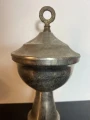 metalowy-puchar-z-patyna5