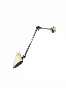 lampa industrialna na wysięgniku 