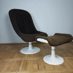 Węgierski fotel space age 
