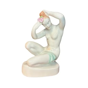 Figurka kobiety z porcelany - Aquincum
