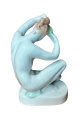 figurka-kobiety-z-porcelany-aquincum6.webp
