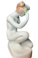 figurka-kobiety-z-porcelany-aquincum7.webp
